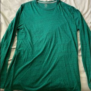 Old Navy Shirts - Men’s Old Navy long sleeve Old Navy Shirts - Men’s Old Navy long sleeve